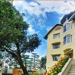 Hotel Summit Le Royale Hotel,